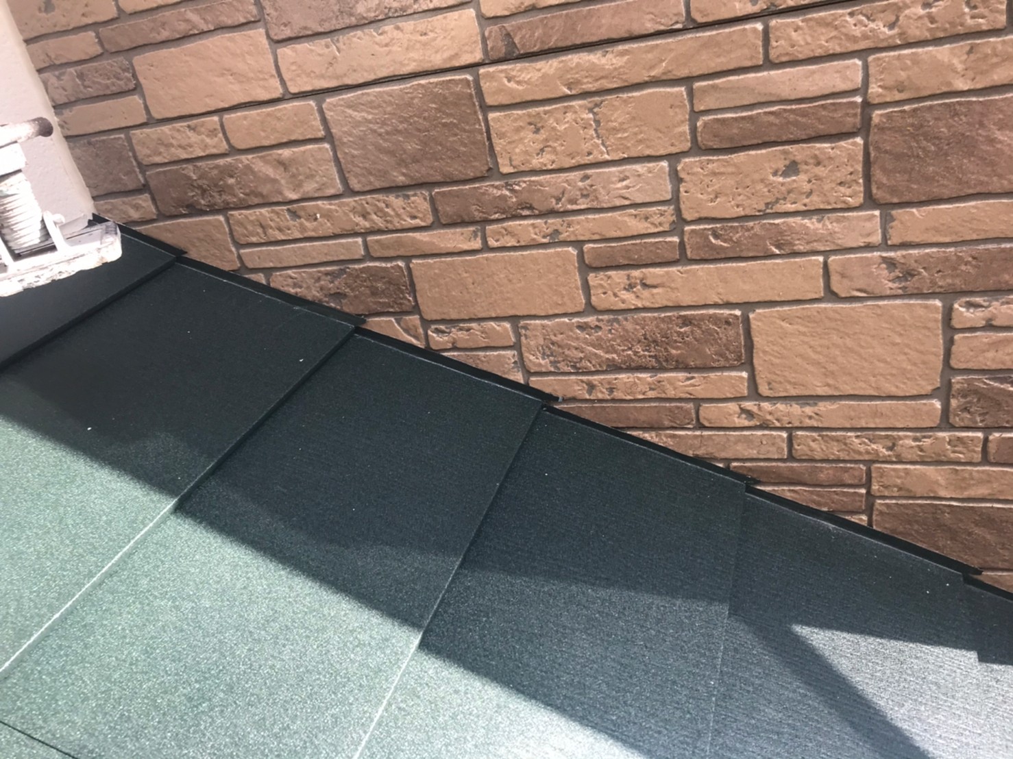 スーパーガルテクトカバー工法